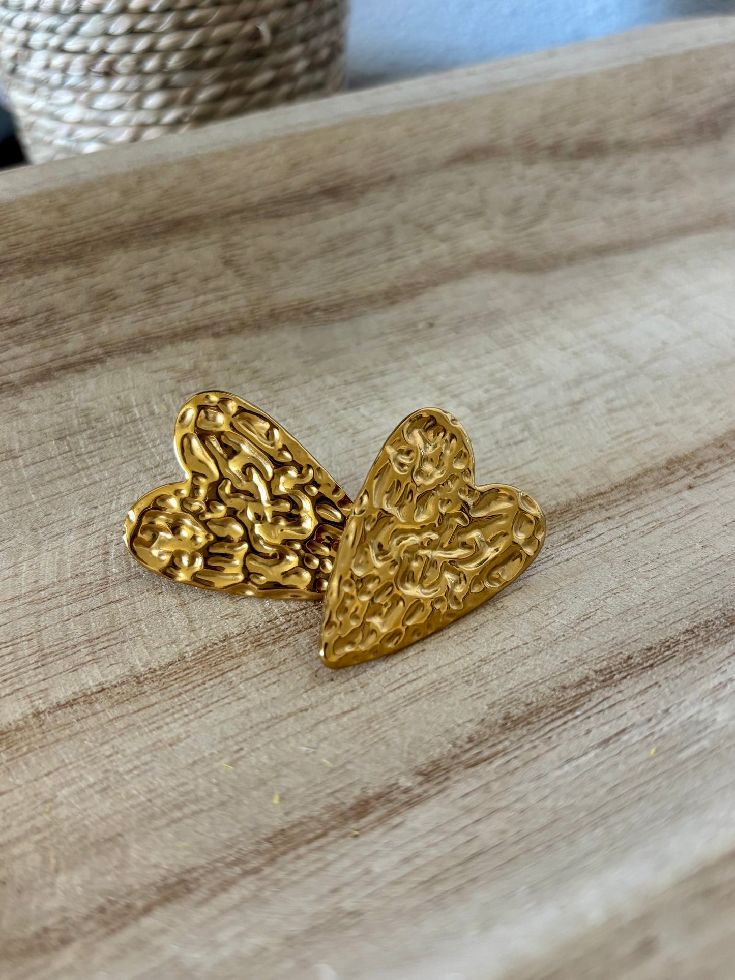 Boucle d'oreille AMOUR